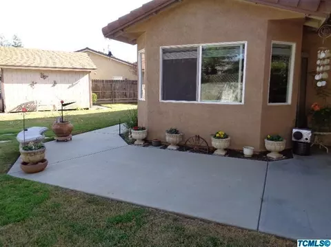 2820 E Seeger Ct, Visalia, CA 93292 photo 15