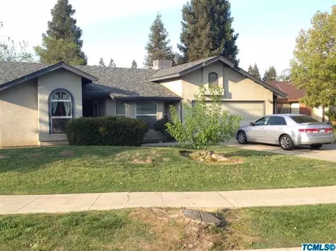 532 E Vine Ct, Visalia, CA 93292 photo 1