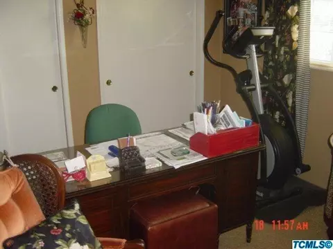 200 E Colonial Cir, Tulare, CA 93274 photo 33