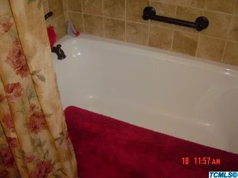 200 E Colonial Cir, Tulare, CA 93274 photo 31