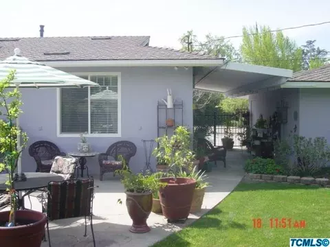 200 E Colonial Cir, Tulare, CA 93274 photo 15