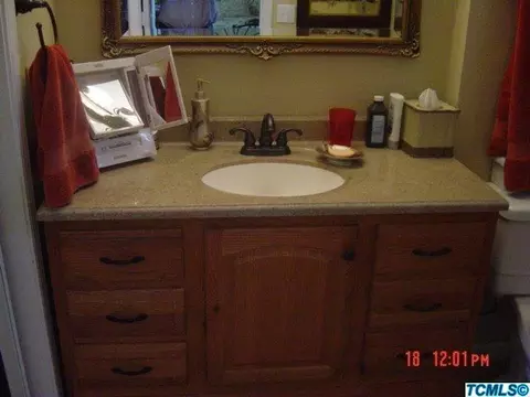 200 E Colonial Cir, Tulare, CA 93274 photo 40