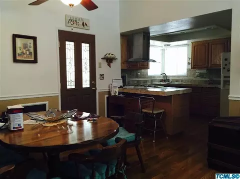 1841 E Beech Ave, Visalia, CA 93292 photo 5
