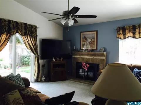 1841 E Beech Ave, Visalia, CA 93292 photo 7