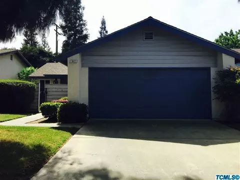 1841 E Beech Ave, Visalia, CA 93292 photo 1