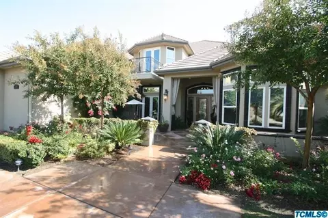 1836 Augusta Ct, Visalia, CA 93277 photo 3