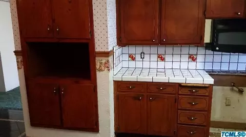 1023 Ellsworth Ave, Pixley, CA 93256 photo 10