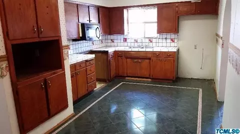 1023 Ellsworth Ave, Pixley, CA 93256 photo 9
