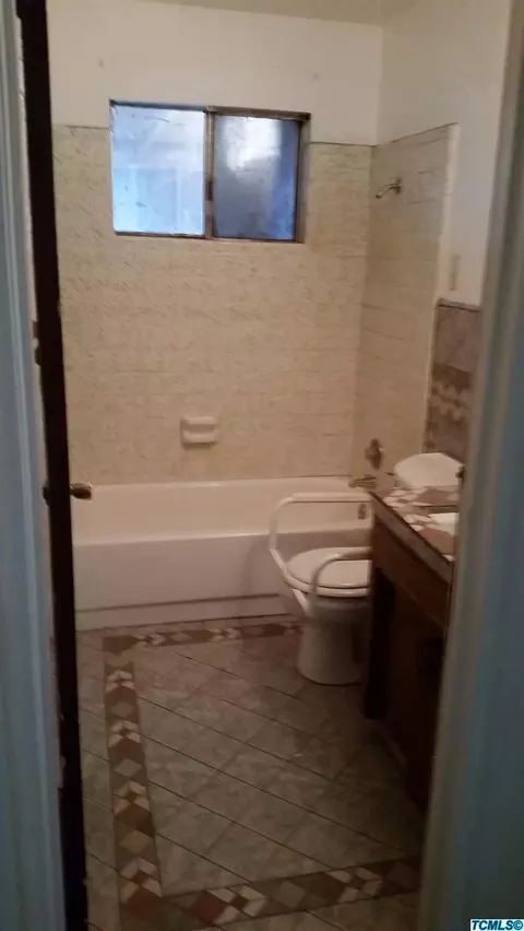 1023 Ellsworth Ave, Pixley, CA 93256 photo 17