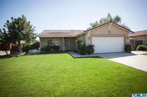 1819 E Mesa Ct, Visalia, CA 93292 photo 1