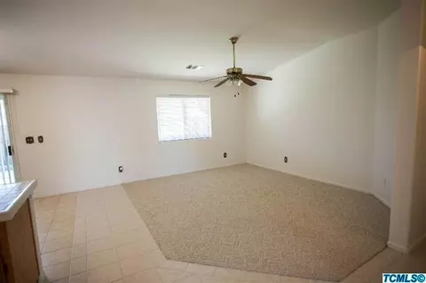 1819 E Mesa Ct, Visalia, CA 93292 photo 17