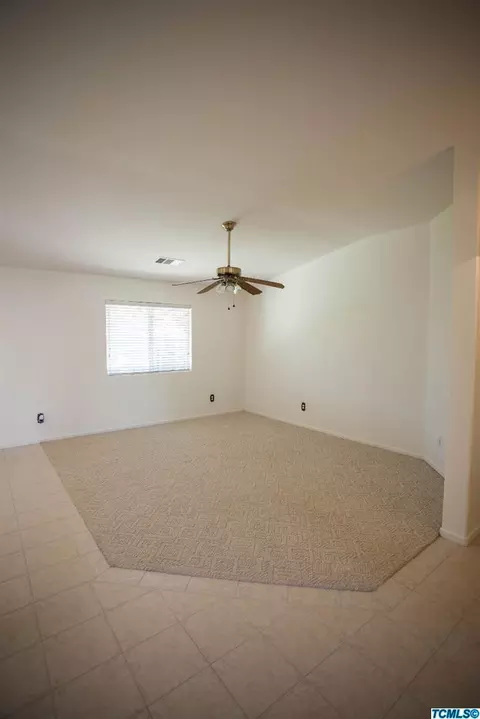 1819 E Mesa Ct, Visalia, CA 93292 photo 16