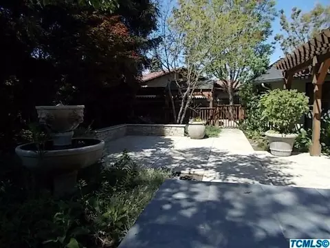 2633 E Feemster Ave, Visalia, CA 93292 photo 33