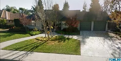 2633 E Feemster Ave, Visalia, CA 93292 photo 1