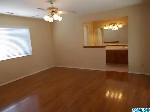 2633 E Feemster Ave, Visalia, CA 93292 photo 21