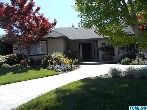 2633 E Feemster Ave, Visalia, CA 93292 photo 2