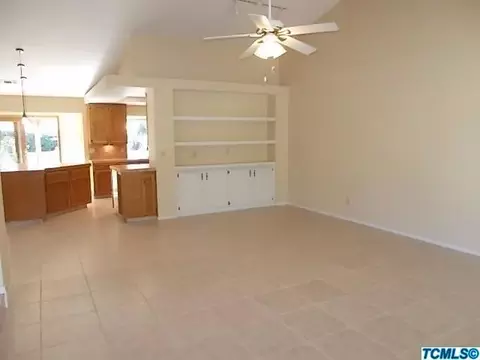 2633 E Feemster Ave, Visalia, CA 93292 photo 16