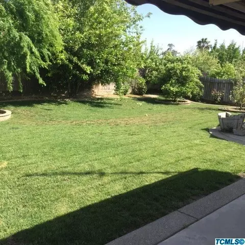 2176 Jasper St, Selma, CA 93662 photo 4