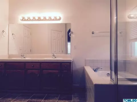 1093 Golf Ave, Lemoore, CA 93245 photo 15