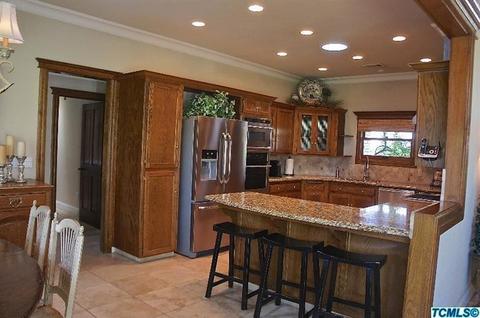 237 E Monte Vista Ave, Visalia, CA 93277 photo 13