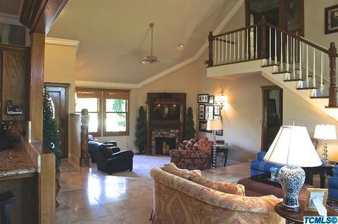 237 E Monte Vista Ave, Visalia, CA 93277 photo 6
