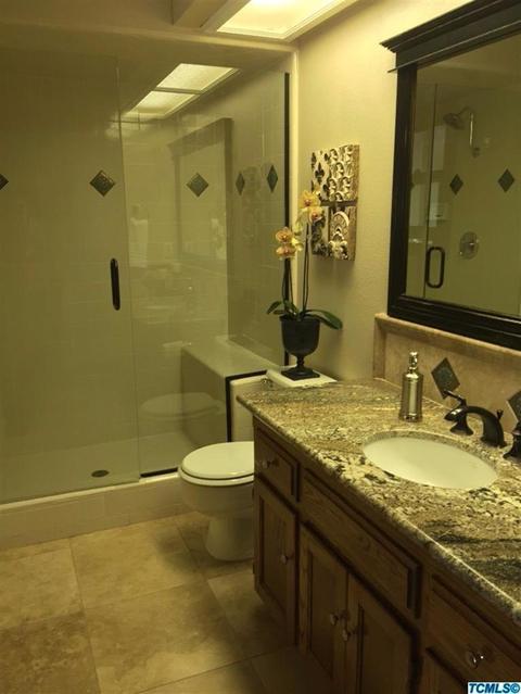 237 E Monte Vista Ave, Visalia, CA 93277 photo 37