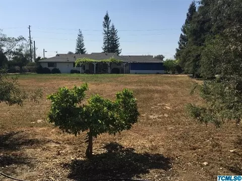 246 S Foothill Ave, Lindsay, CA 93247 photo 26
