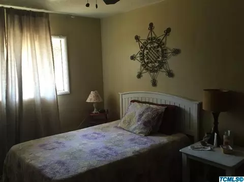 246 S Foothill Ave, Lindsay, CA 93247 photo 10