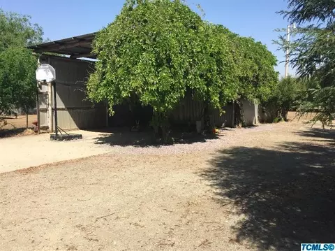 246 S Foothill Ave, Lindsay, CA 93247 photo 21