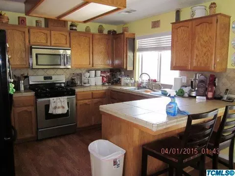 541 Davis St, Exeter, CA 93221 photo 6