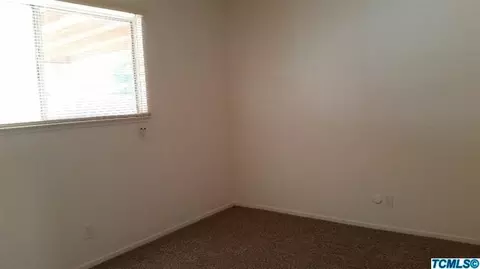 241 N Smith, Dinuba, CA 93618 photo 11