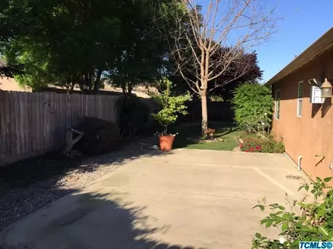 2339 E Chestnut Ct, Visalia, CA 93292 photo 13