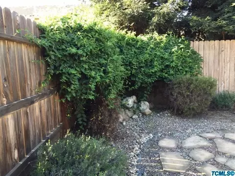 2339 E Chestnut Ct, Visalia, CA 93292 photo 14