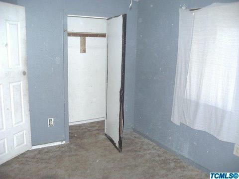 810 S Wright Way, Tulare, CA 93274 photo 11