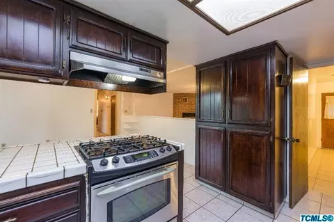 501 E Davis Dr, Dinuba, CA 93618 photo 13