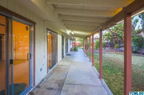501 E Davis Dr, Dinuba, CA 93618 photo 30