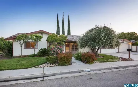 501 E Davis Dr, Dinuba, CA 93618 photo 1