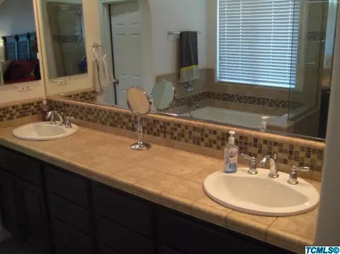 3746 E Harter Ct, Visalia, CA 93292 photo 20