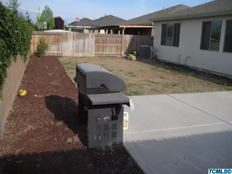 3746 E Harter Ct, Visalia, CA 93292 photo 24