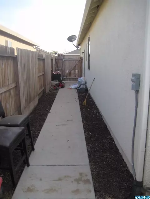 3746 E Harter Ct, Visalia, CA 93292 photo 26