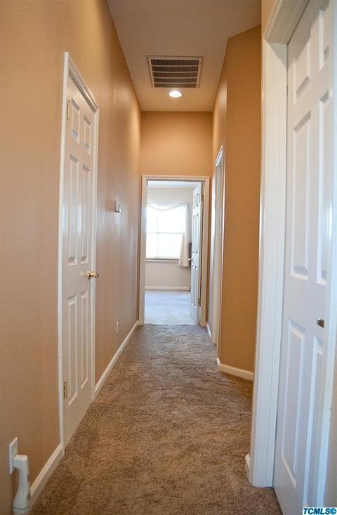 1702 Castle Way, Lemoore, CA 93245 photo 20