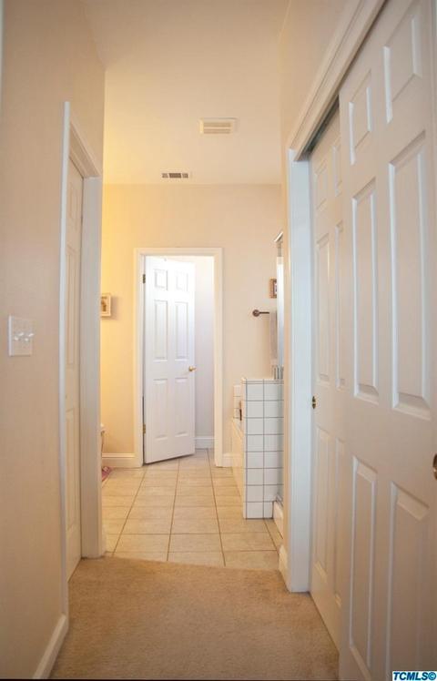 1702 Castle Way, Lemoore, CA 93245 photo 25