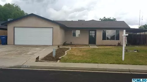 1156 E Myrtle St, Hanford, CA 93230 photo 1