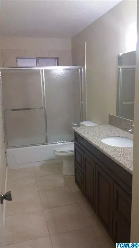1156 E Myrtle St, Hanford, CA 93230 photo 14