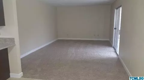 1156 E Myrtle St, Hanford, CA 93230 photo 12