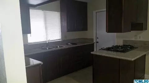 1156 E Myrtle St, Hanford, CA 93230 photo 6