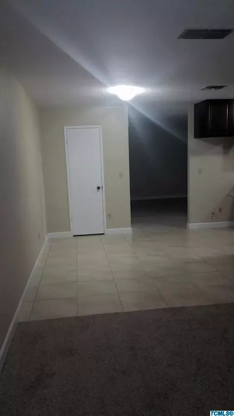 1156 E Myrtle St, Hanford, CA 93230 photo 11