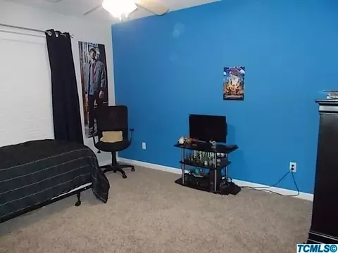 2300 E Cherry Ave, Visalia, CA 93292 photo 13