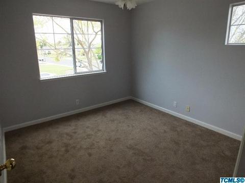796 E Orange St, Hanford, CA 93230 photo 16