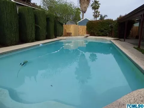 1310 E Carmelo Ave, Tulare, CA 93274 photo 12